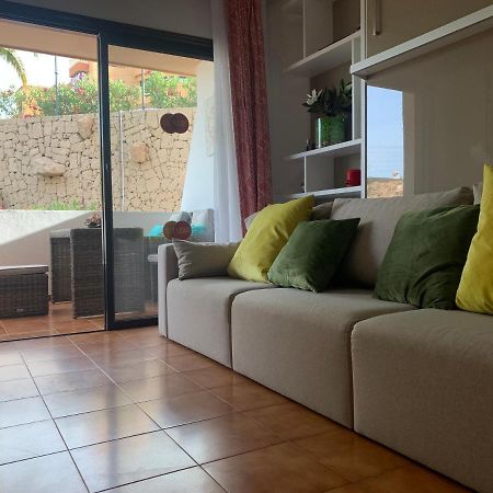 サンミゲル・デ・アボナEstudio En Tenerife Con Piscina / Study Flat With Poolアパートメント エクステリア 写真