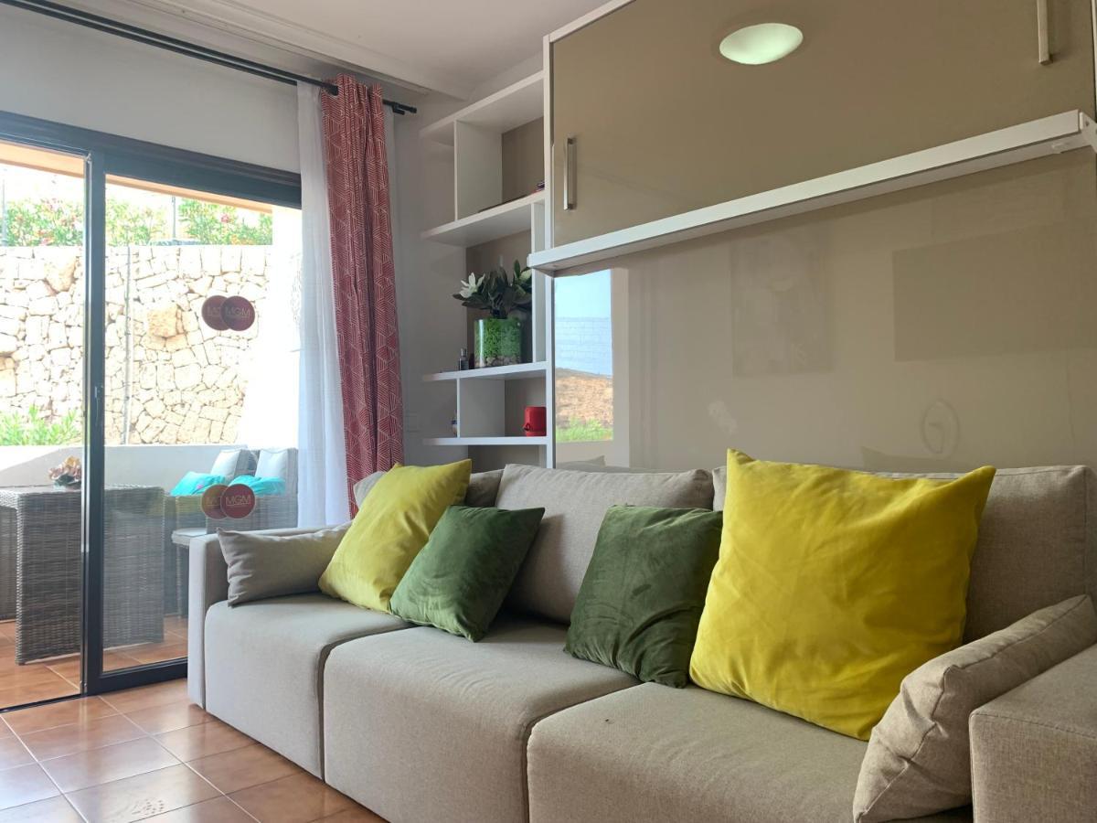 サンミゲル・デ・アボナEstudio En Tenerife Con Piscina / Study Flat With Poolアパートメント エクステリア 写真